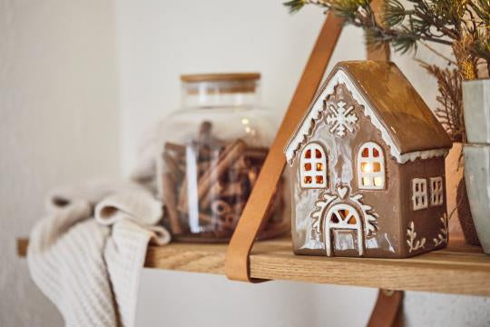 Haus für Teelicht Stillenat Gingerbread Schneekristall, braun