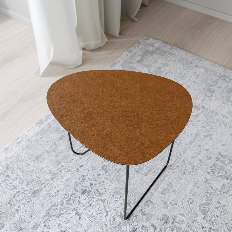 Beistelltisch CURVE COFFEE TABLE M, in mehreren Farben